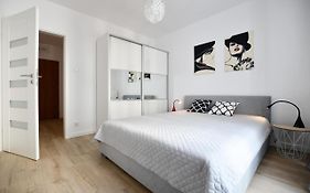 Apartament El Rojo z garażem